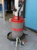 ⁦مضخة التشحيم بالهواء Pompe À Graisse Pneumatique 12L CROWN CT38097⁩ - الصورة ⁦4⁩